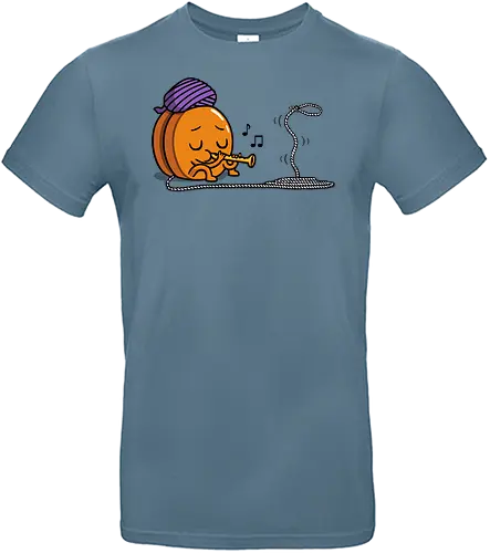 String Charmer! - jojo - Standard T-Shirt