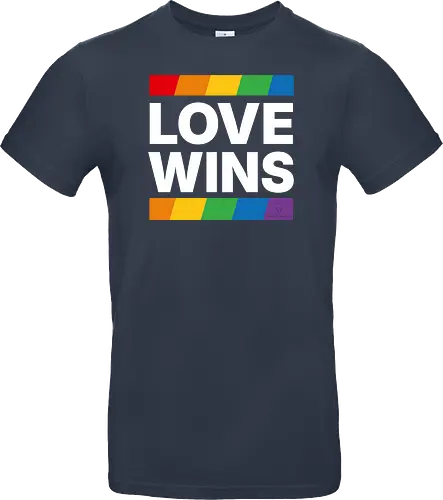 LOVE WINS - weiß - Standard T-Shirt