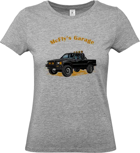 Mcfly's Garage  - Mcfly, Toyota, Hilux, Timetravel - Standard T-Shirt (Frauen)