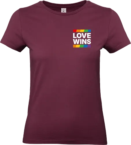 LOVE WINS - Pocket - weiß - Standard T-Shirt (Frauen)