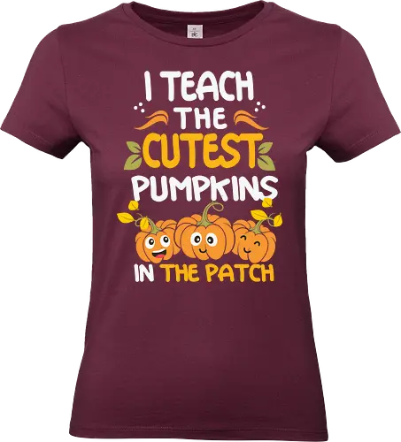 I teach the cutest pumpkins in the patch - teaching, pumpkins, autumn, cute, smiling, design, lettering, humorous, seasonal - Standard T-Shirt (Frauen)