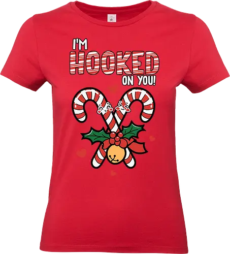 I'm hooked on you - christmas, candy canes, holly, bell, hearts, festive, typography, winter, holiday, fun - Standard T-Shirt (Frauen)