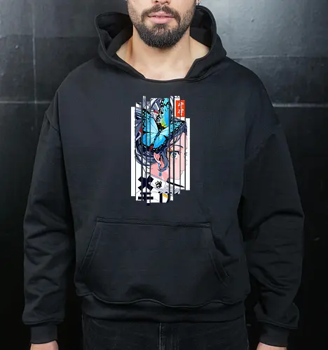 Cyborg-Mädchen-Schmetterlinge