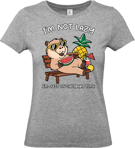 I'M NOT LAZY. I'M JUST ON CAPYBARA TIME - capybara, sunglasses, tropical, watermelon, pineapple, relaxation, humorous, summer, vacation - Standard T-Shirt (Frauen)
