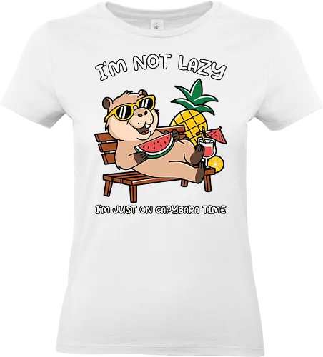 I'M NOT LAZY. I'M JUST ON CAPYBARA TIME - capybara, sunglasses, tropical, watermelon, pineapple, relaxation, humorous, summer, vacation - Standard T-Shirt (Frauen)