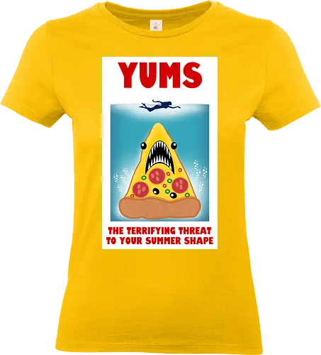 Yums - pizza, hai, parodie, filmplakat, sommerfigur, jaws, lustiges design, cartoon, nostalgisch, retro-stil, kawaii, monsterpizza, popkultur, humor, kreative kunst, fast food, strandstimmung, comicstil, kultfilm, spaß, summer - Standard T-Shirt (Frauen)