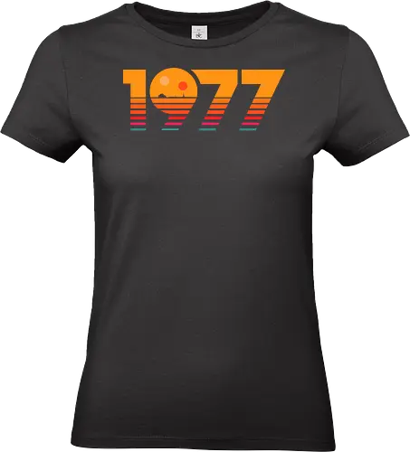 1977 Planet with double sun - sci fi, 1977, 70s, 80s, cinephile, geek, nostalgia, old school, pew pew, retro, science fiction, space, sun, tatooine, vintage - Standard T-Shirt (Frauen)