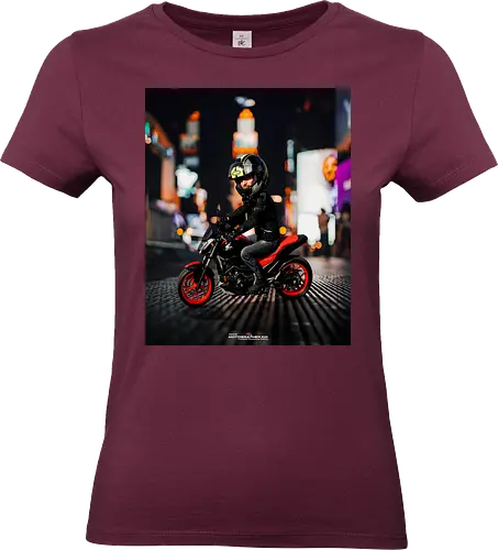 Päsc mit Bubble Head - BikerStyle, MotoLife, RideHard, MotorcycleLover, TwoWheelsOneLove, BikerGear, MotoVibes, RideOrDie - Standard T-Shirt (Frauen)