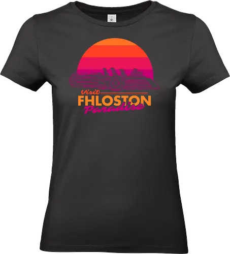 Visit Fhloston Paradise - 90s movies, 90s, action, cult film, cult movies, cyberpunk, future, futuristic, geek, retro, retro futuristic, sci fi, space, techno, vintage - Standard T-Shirt (Frauen)