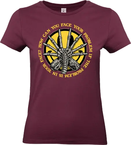 Face Problem - Movie, sci-fi, alien, galaxy, space, science fiction, horror, film - Standard T-Shirt (Frauen)