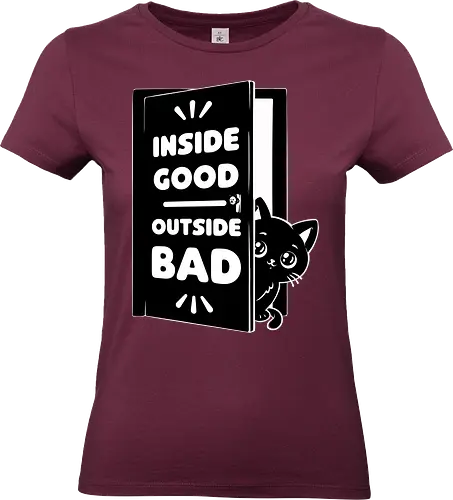 Outside is Bad - Black Cat, cat, pet, irony, sarcasm, inside, stay inside, dead inside, antisocial, video game, game, games, comfy - Standard T-Shirt (Frauen)