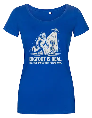 Bigfoot is real. He just hangs with aliens now