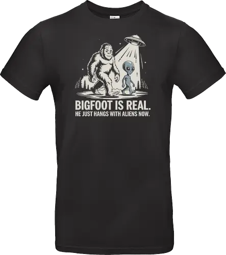 Bigfoot is real. He just hangs with aliens now