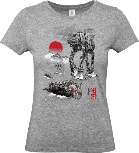Defense of Echo Base sumi e - anime, manga, japan, japanese art, retro, vintage, Space Opera, atat, galaxy, space, sci fi - Standard T-Shirt (Frauen)