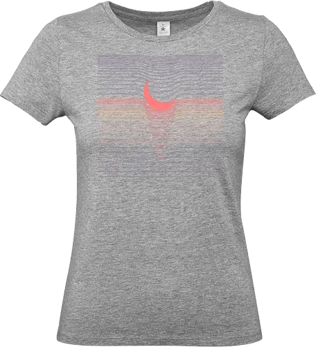 Moonfall - Space, moon, stars, geometric, minimal, minimalism, gravity, black hole, starry night, pastel colors, pastel, sunset, half moon, minimalist - Standard T-Shirt (Frauen)