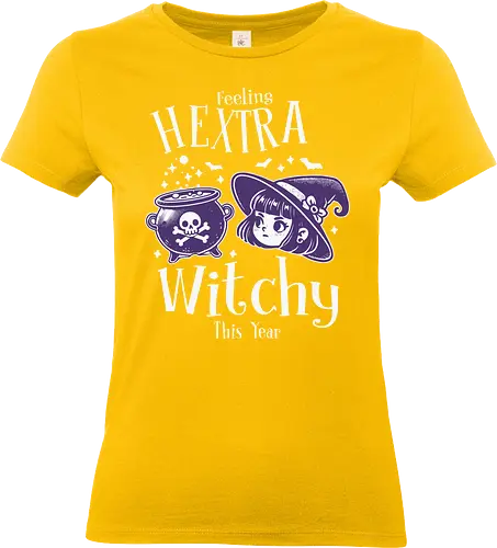 Feeling Hextra Witchy This Year - halloween, cauldron, witch, hat, bats, magic, stars, purple, whimsical, text - Standard T-Shirt (Frauen)