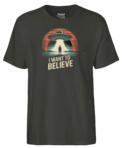 I Want To Believe" UFO Alien Abduction Retro Art - I Want To Believe, UFO, alien abduction, X-Files, retro sci-fi, vintage, conspiracy theory, extraterrestrial, flying saucer, Mulder, space, alien, sci-fi art, paranormal, mystery, cult classic, distressed, pop culture, space art - Fairtrade T-Shirt
