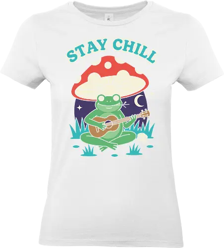 Stay Chill Frog Troubadour - Stay Chill, chill frog, frog playing ukulele, cottagecore, whimsical, retro art, mushroom frog, Amanita Muscaria, nature art, t-shirt design, art print, groovy, cool frog, animal musician, quirky humor - Standard T-Shirt (Frauen)