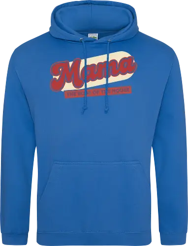  Retro Mama: Boss of the House