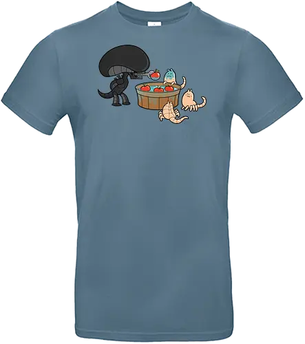 Xenomorph Party Games: Apple Catching - movies, Xenomorph, alien, ripley, facehugger, party, birthday, party games - Standard T-Shirt