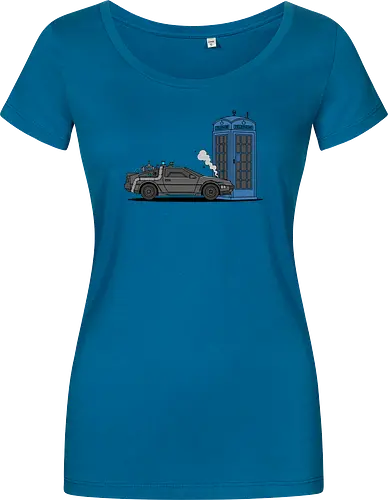 Time Machine Fender Bender - DeLorean vs. TARDIS