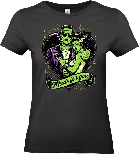Frankenstein Monster Love - Science Fiction, Science, Halloween, Frankenstein, Bride Of Frankenstein, Bride, Cool, Couple, Love, Monsters, Monster, Spooky, Classic Horror, Horror, Gothic Horror, Folk Horror, Movies, Movie, Classic, Cult Classic, Creepy, Scary, Valentine's Day, Valentines Day, Valentines, Valentine - Standard T-Shirt (Frauen)