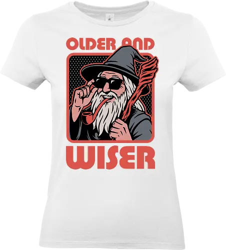 Old Wise Wizard Pop Art - Middle Age, Middle Earth, Grey, Cool, Wiser, Wise, Older, Old, Adventure, Fantasy, Books, Book, Bookworm, Retro, Retro Vintage, Vintage, Medieval, Magic, Magical, Wizard Hat, Wizard, Pop Culture Wizard, Witchcraft, Sorcery, Sorcerer, Fun, Funny, Meme - Standard T-Shirt (Frauen)