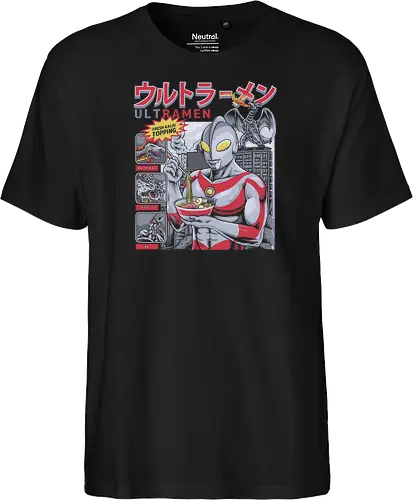Ultraman isst Ramen-Nudeln vor dem Kampf gegen Kaiju (Parodie) - ultraman parody, ramen noodles, kaiju monster, tokusatsu hero, funny ramen, japanese superhero, anime food, noodle lover, giant monster, ultraman, retro japanese, japanese pop culture, superhero mashup, foodie humor, kaiju parody - Fairtrade T-Shirt