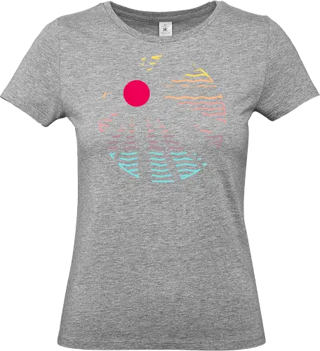 Heat Wave - Minimal, sunset, pastel, sun rays, beams, light, summer, summertime, holiday, waves, stripes - Standard T-Shirt (Frauen)