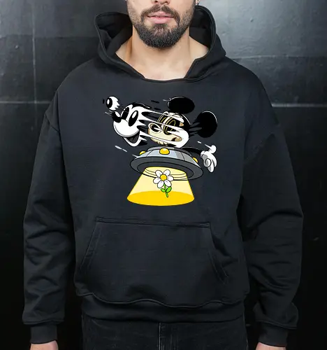Freaky Alien Maus in UFO - Cartoon Horror Sci-Fi Art - freaky Alien Maus Art, Cartoon Horror Sci-Fi Shirt, Maus UFO dunkles Shirt, Horror Cartoon fliegende Untertasse, Skelett Maus Sci-Fi Art, dunkles rotes Pop Art, alternativer freaky Maus UFO, verrückte Cartoon Sci-Fi Mode, Maus Entführung Blume Art, Underground dunkles Geek Sci-Fi, Horror Nostalgie Cartoon, Punk Maus UFO Cartoon, alternative Sci-Fi Shirt, dunkle Retro Maus Art, chaotischer roter Cartoon Sci-Fi - Cropped Hoodie
