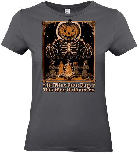 Halloween Medieval Dance - Halloween, Halloween Humor, Halloween Design, Halloween Art, Halloween Aesthetic, Halloween Pumpkin, Halloween Vibes, Spooky, Spooky Season, Creepy, Creepy Cute, Scary, Scary Art, Candy, Pumpkins, Pumpkin, Ghost, Jack-o-lantern, Jack O Lantern Design, Jack O Lantern, Witch, Skeleton, Skull, Forest, Dark, Night, Spirit, Dance, Dancing, Medieval - Standard T-Shirt (Frauen)