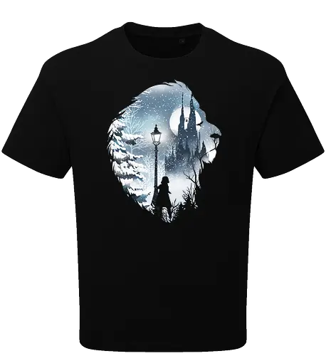 Mystical Winter - lion, white witch, winter, löwe, aslan, cupboard, schrank, fantasy, märchen, lucy - Oversize T-Shirt