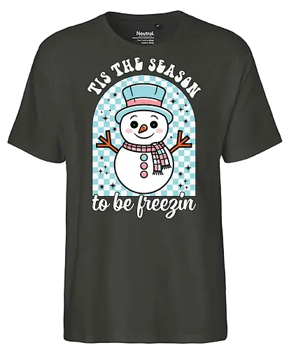 Tis the Season to be Freezin - snowman, winter, festive, scarf, hat, stars, checkered, cold, holiday, cheerful - Fairtrade T-Shirt