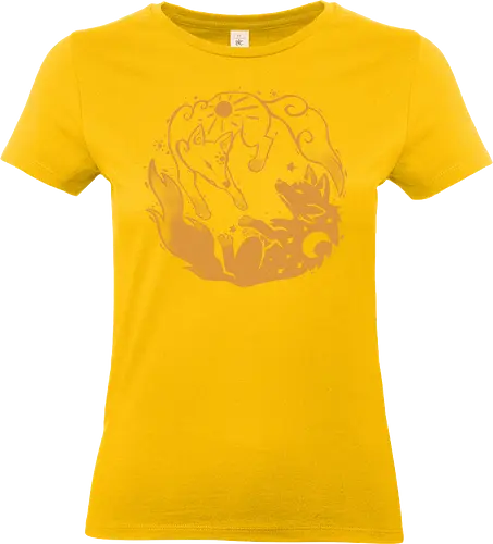 Sun and Moon Golden Wolves - Sonne und Mond, himmlischer Wolf, Mondwolf, Sonnenwolf, goldene Wölfe, spiritueller Wolf, kosmischer, Wolf, Gold, Goldwolf, sun and moon, celestial wolf, moon wolf, sun wolf, golden wolves, spiritual wolf, cosmic, wolf, gold, gold wolf - Standard T-Shirt (Women)