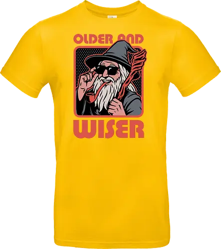 Old Wise Wizard Pop Art - Middle Age, Middle Earth, Grey, Cool, Wiser, Wise, Older, Old, Adventure, Fantasy, Books, Book, Bookworm, Retro, Retro Vintage, Vintage, Medieval, Magic, Magical, Wizard Hat, Wizard, Pop Culture Wizard, Witchcraft, Sorcery, Sorcerer, Fun, Funny, Meme - Standard T-Shirt