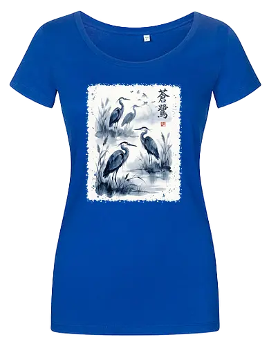 Blauer Kranich – Japanische Zen Aquarellkunst - Kranich, Japanischer Kranich, Sumi-e, Zen Kunst, Aquarell, Vogelkunst, Naturmotiv, Asiatische Kunst, Minimalismus, Wildlife, Wandkunst, Japan Stil, Tuschemalerei, Bird Art, Elegant - Women T-Shirt