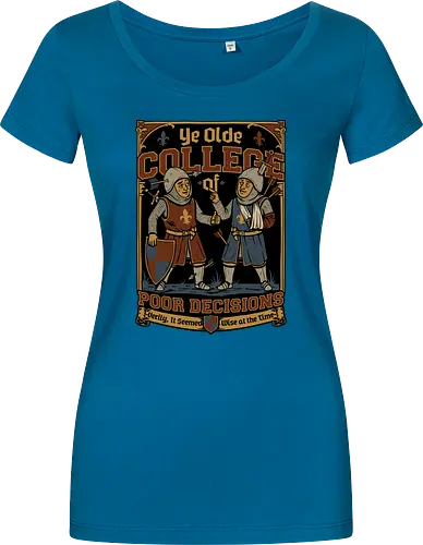 Medieval Knight College - Medieval, Knights, Knight, College Humor, College, Retro College, College Parody, University, University Shirt, Fake University, Decisions, Bad Decisions, Decision, Wise, Warrior, War, Fight, Battle, Fun, Funny, Rpg, Role-play, Role-playing, Roleplay Game, Role-playing Game, Critical Role, Roleplay, Roleplaying, D20, Roleplaying Game, Pen and Paper, Dungeon Master, Pen and Paper, Pen and paper, Dungeon, Fantasy, Adventure, Mascot, Meme - Women T-Shirt