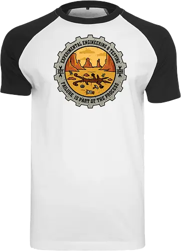 Experimental Engineering – Failure Is Part Of The Process - Ingenieur, Engineering, Cartoon, Coyote, Experiment, Failure, Tech, Humor, Lustig, Geschenk, Vintage Badge, Science, Erfinder, Geek, Nerd - Raglan T-Shirt