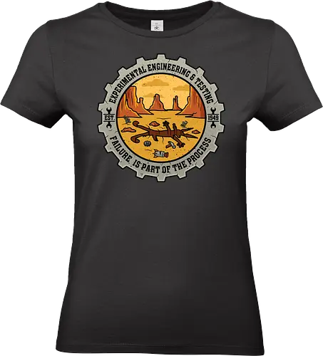 Experimental Engineering – Failure Is Part Of The Process - Ingenieur, Engineering, Cartoon, Coyote, Experiment, Failure, Tech, Humor, Lustig, Geschenk, Vintage Badge, Science, Erfinder, Geek, Nerd - Standard T-Shirt (Women)