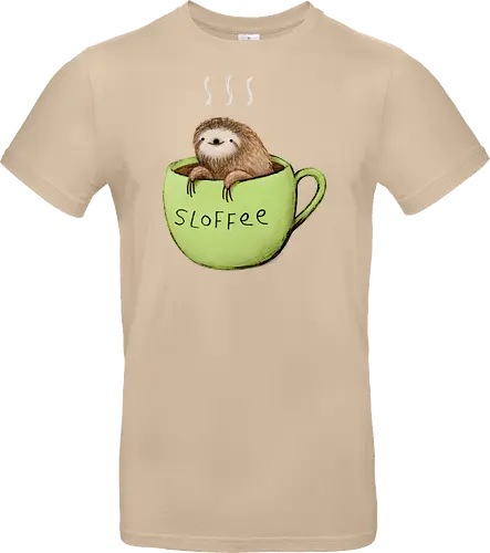 Braunes Faultier Grüne Kaffeetasse Dampf Süßes Wortspiel - Faultier in Kaffeetasse, lebhafte grüne dampfende Tasse, lächelndes ruhiges Faultier, Tier Kaffee Wortspiel, Morgen Humor Kaffee Kunst, handgefertigte Faultier Illustration, strukturiertes braunes beiges Fell, weißer Dampf heißer Kaffee, Kaffee Faultier Liebhaber Geschenk, Faultier Tasse Shirt, Krallen hängende Tassenrand, süßer Morgen Kaffee Humor, englisches Tier Kaffee Wortspiel, entspanntes Faultier in Tasse, kreative Kaffee Tier Kunst - Standard T-Shirt