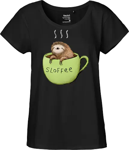 Braunes Faultier Grüne Kaffeetasse Dampf Süßes Wortspiel - Faultier in Kaffeetasse, lebhafte grüne dampfende Tasse, lächelndes ruhiges Faultier, Tier Kaffee Wortspiel, Morgen Humor Kaffee Kunst, handgefertigte Faultier Illustration, strukturiertes braunes beiges Fell, weißer Dampf heißer Kaffee, Kaffee Faultier Liebhaber Geschenk, Faultier Tasse Shirt, Krallen hängende Tassenrand, süßer Morgen Kaffee Humor, englisches Tier Kaffee Wortspiel, entspanntes Faultier in Tasse, kreative Kaffee Tier Kunst - Fairtrade Girl Shirt