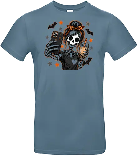 Skelett-Mädchen Selfie Boba Halloween - skelett mädchen, halloween, boba, bubble tea, selfie, kawaii, spooky, schädel, süß, lustig, kürbis, gruselig, halloween motiv, herbst - Standard T-Shirt