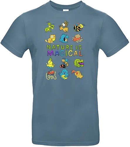 Nature is magical - natur, magie, magisch, animals, tiere - Standard T-Shirt