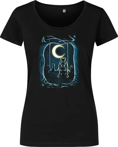 Guardian under the moon