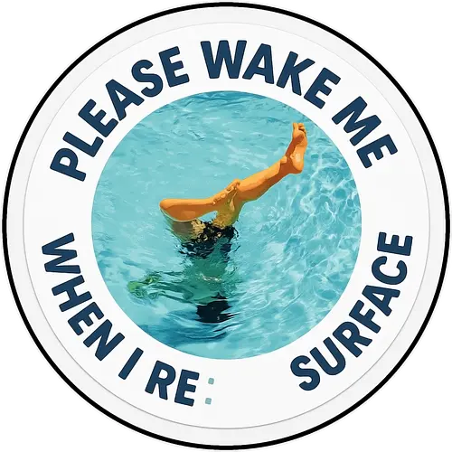 Please wake me when I resurface - Swimmingpool, Untertauchen, Rückzug, Wiederauftauchen, Vogelperspektive, Beine, Wasser, Ruhe, Pause, Selfcare, Kopfstand, Statement Shirt, Please Wake Me, Nerd Shirt, Comicstil, Abtauchen, Tiefe, Bewegung, Reflektion, Auszeit