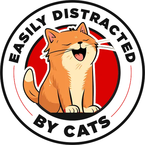 Katzen Lenken Mich Leicht Ab Lustiges Katzenliebhaber Design - Katzenliebhaber, lustige Katze, leicht abgelenkt von Katzen, Geschenk Katzenmama, Geschenk Katzenpapa, orange Tabby Katze, süßes Katzendesign, Katzen Abzeichen Logo, Retro Katze, verrückte Katzenfrau, Geschenk Katzenbesitzer, Tierliebhaber, Katzenhumor, lustiges Tierzitat, Geschenk für Katzenmenschen, Tabby Katzenliebhaber, katzenverrückt, Geschenk für Katzenliebhaber, Tierfreund, Katzenfan, süßes Kätzchen Design, Katzenzitat, Vintage Abzeichen Katze, Geburtstagsgeschenk Katzenliebhaber, Geschenk Tiermama