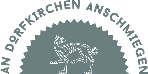 An Dorfkirchen anschmiegen